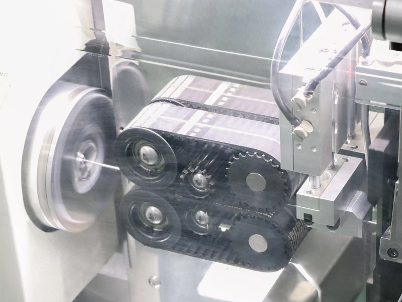 Fully automatic coaxial wire stripping machine